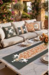 PEGASUS desenli Masa Runner. 45 x 145 cm 1 Adet Dikişli Runner 1 ADET ( PEGASUS R1 )